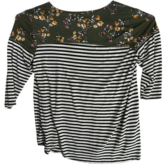 Maurices Tunic Top Womens Size L Green White Striped Rayon Blend PILLING - Picture 2 of 9